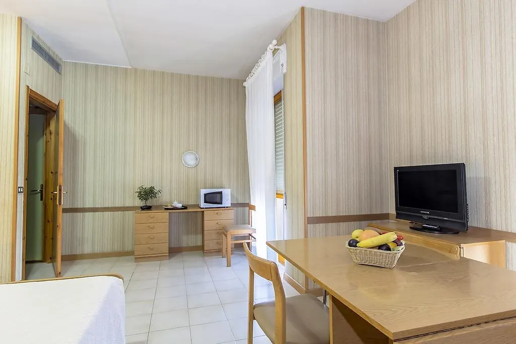 Hotel Residence Ulivi E Palme Cagliari 3*,  Italia